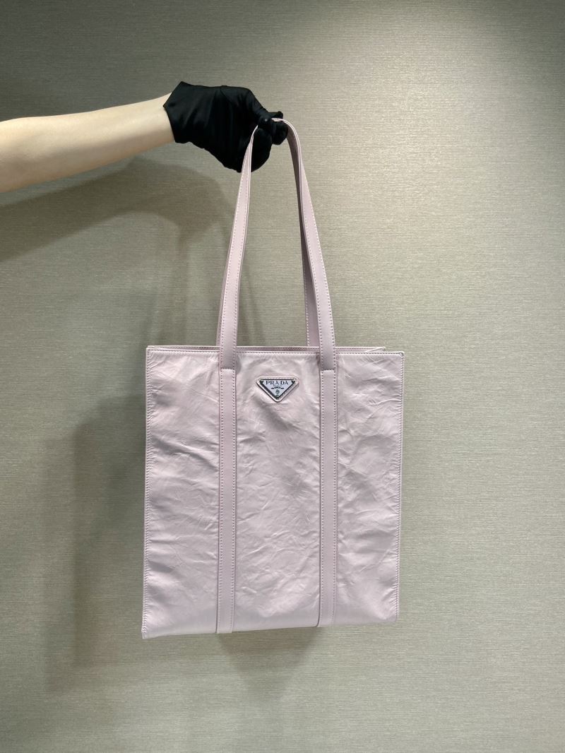 Pra*a tote bags